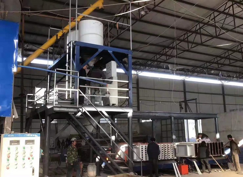 立博機(jī)械-現(xiàn)場(chǎng)指導(dǎo)客戶(hù)墻板生產(chǎn)，工藝配方經(jīng)驗(yàn)交流